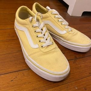 Pastel yellow old school vans in size 8 good condition